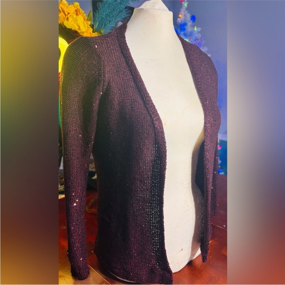 White House Black Market Breathable Light Burgundy Sequin Cardigan size XS - Picture 3 of 8
